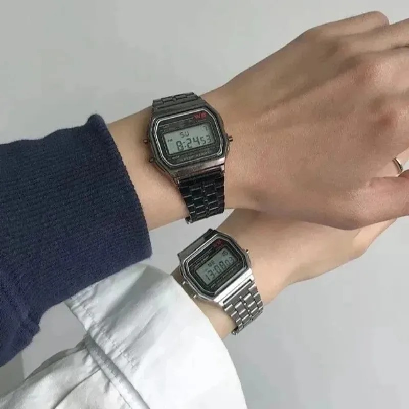 Orologi di Lusso F91W con Cint - Perpetual Calendar Watch recensione e prezzo