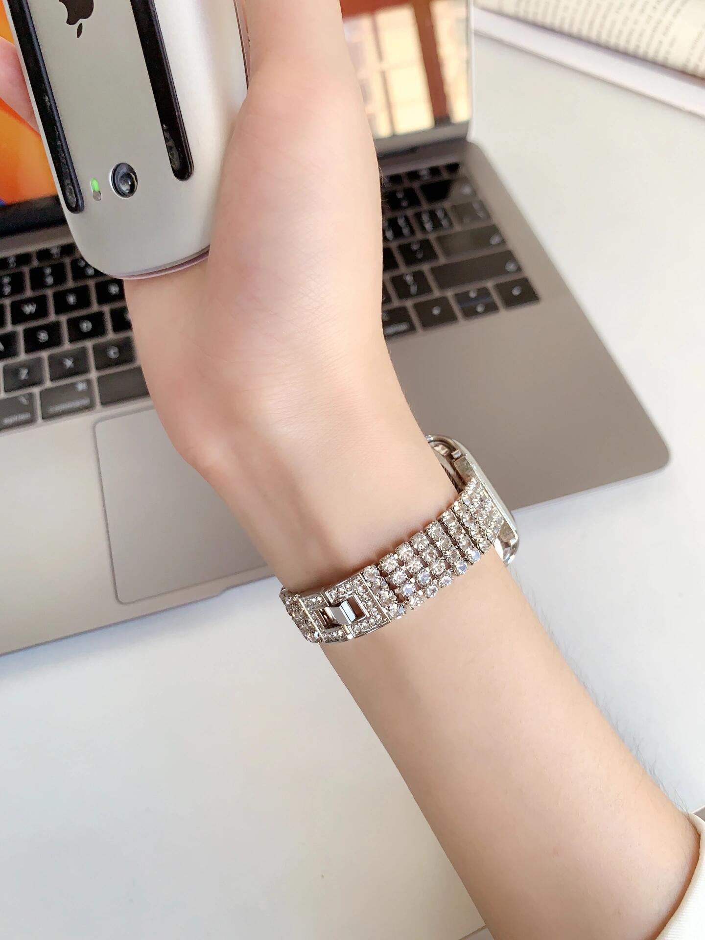Bellissimo braccialetto di lus - Luxury Watch Nice recensione e prezzo
